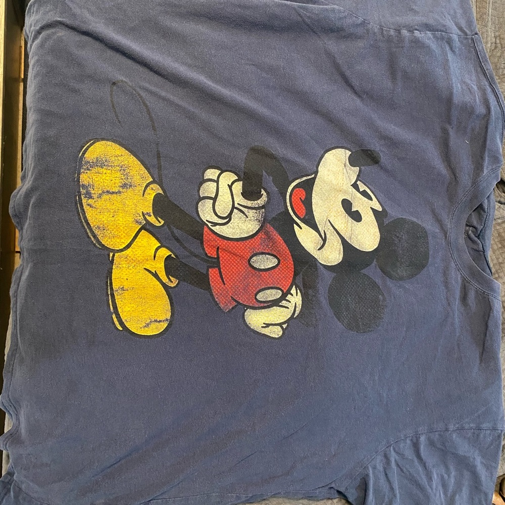 Disney Navy Blue Mickey Mouse Tshirt Size XL